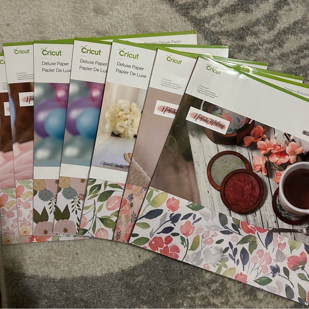 Cricut Paper Pad Bundle